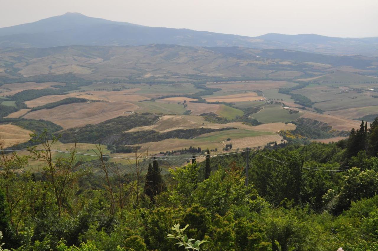 La Terrazza Da Barbara Hotell Torrita di Siena Exteriör bild